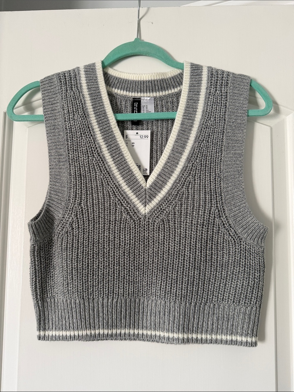 Gray V-Neck Knit Sweater Vest